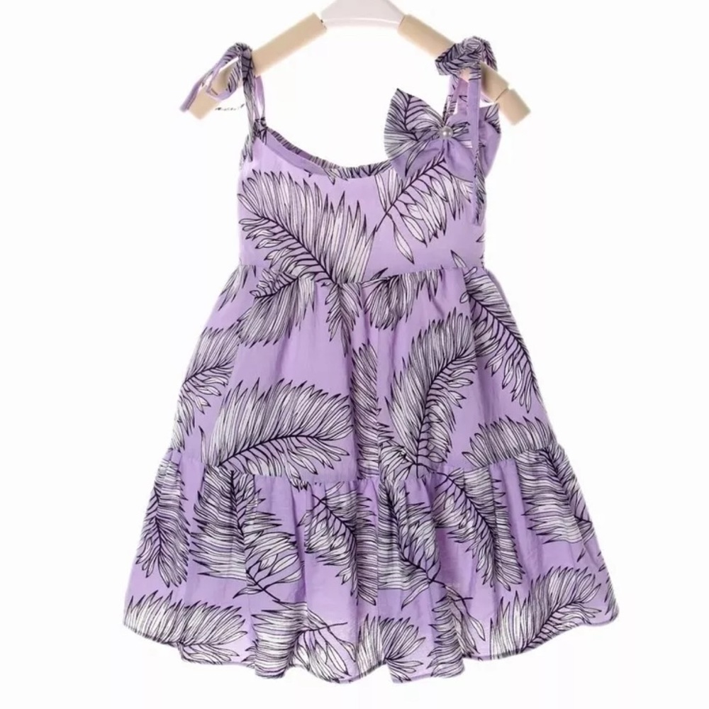 NWT Beautiful little girls dress